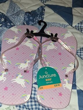 Juncture Kids Pink Unicorn Flip Flops